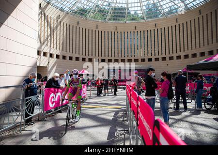 Alessandro Bremec/LaPresse 27. Mai 2021 Italien Sport Radfahren Giro d'Italia 2021 - Ausgabe 104th - Etappe 18 - von Rovereto nach Stradella im Bild: Start Stockfoto