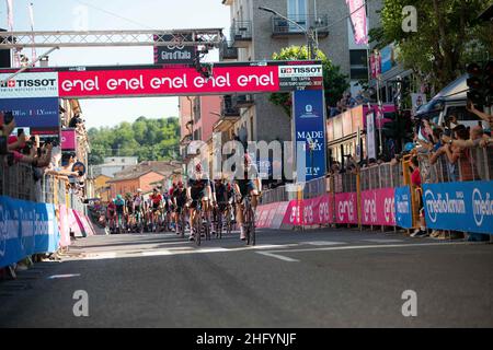 Alessandro Bremec/LaPresse 27. Mai 2021 Italien Sport Radfahren Giro d'Italia 2021 - Ausgabe 104th - Etappe 18 - von Rovereto nach Stradella im Bild: Ankunft Stockfoto