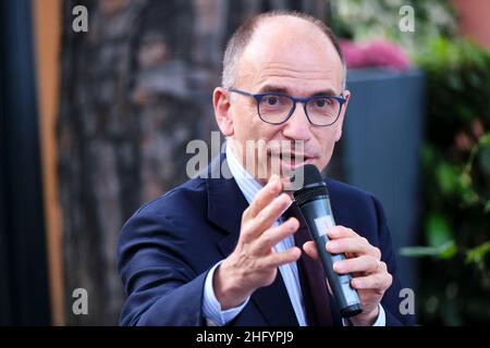 Mauro Scrobogna /LaPresse 28. Mai 2021  Rom, Italien Politics Limes - Volumenpräsentation "das Dreieck ja: Rom Paris Berlin, wo wir alles spielen" auf dem Foto: PD-Sekretär Enrico Letta Stockfoto
