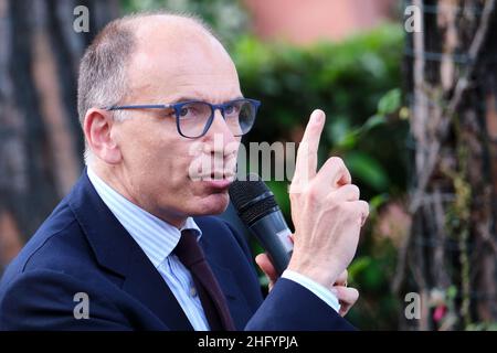 Mauro Scrobogna /LaPresse 28. Mai 2021  Rom, Italien Politics Limes - Volumenpräsentation "das Dreieck ja: Rom Paris Berlin, wo wir alles spielen" auf dem Foto: PD-Sekretär Enrico Letta Stockfoto