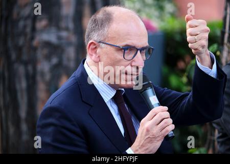 Mauro Scrobogna /LaPresse 28. Mai 2021  Rom, Italien Politics Limes - Volumenpräsentation "das Dreieck ja: Rom Paris Berlin, wo wir alles spielen" auf dem Foto: PD-Sekretär Enrico Letta Stockfoto
