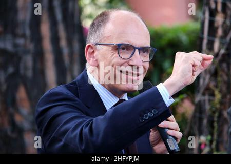 Mauro Scrobogna /LaPresse 28. Mai 2021  Rom, Italien Politics Limes - Volumenpräsentation "das Dreieck ja: Rom Paris Berlin, wo wir alles spielen" auf dem Foto: PD-Sekretär Enrico Letta Stockfoto