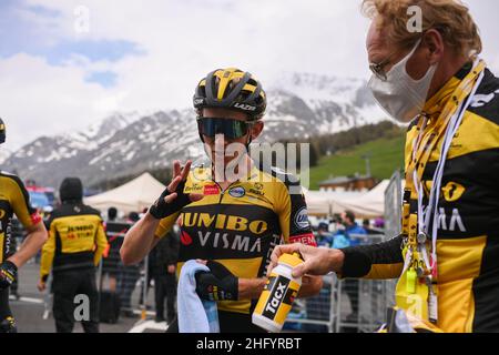 Marco Alpozzi/LaPresse 29. Mai 2021 Italien Sport Cycling Giro d'Italia 2021 - Ausgabe 104th - Etappe 20 - von Verbania nach Valle Spluga Alpe Motta im Bild: BOUWMAN Koen (NED) (JUMBO-VISMA) Stockfoto