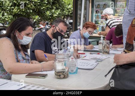 Roberto Monaldo / LaPresse 20-06-2021 Rom (Italien) Mitte-Links-Vorwahlen für den Kandidaten für den Bürgermeister von Rom im Bild die Abstimmung Stockfoto