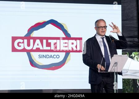 Roberto Monaldo / LaPresse 22-06-2021 Rom (Italien) Pressekonferenz des Kandidaten für den Bürgermeister von Rom Roberto Gualtieri im neuen Wahlausschuss im Bild Roberto Gualtieri Stockfoto