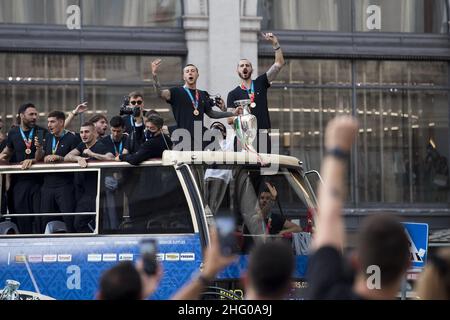 Roberto Monaldo / LaPresse 12-07-2021 Rom (Italien) die Europameisterschaft-Nationalmannschaft begrüßt die Fans in der Stadt im Bild den Bus der italienischen Nationalmannschaft Stockfoto