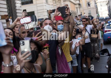 Roberto Monaldo / LaPresse 12-07-2021 Rom (Italien) die Europameisterschaft-Nationalmannschaft begrüßt die Fans in der Stadt im Bild Suppoters Stockfoto