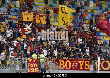 Fabrizio Corragetti / LaPresse 25st. Juli 2021 Frosinone, Italien Sportfußball AS Roma vs Debrecen - Pre-Season Friendly 2021/2022 - Benito Stirpe Stadion im Bild: AS Roma suporters Stockfoto