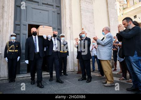 Mauro Scrobogna /LaPresse August 17, 2021&#xa0; Rom, Italien Nachrichten Beerdigung von Gianfranco D'Angelo auf dem Foto: Beerdigung des Schauspielers Gianfranco D&#X2019;Angelo in der Kirche der Künstler auf der Piazza del Popolo Stockfoto