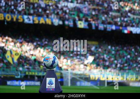 Spada/LaPresse 21. August 2021 - Mailand, Italien Sport, Soccer Inter vs Genua - Italienische Serie A Fußballmeisterschaft 2021/2022 - San Siro Stadion. Auf dem Foto: Offizieller Ball Stockfoto