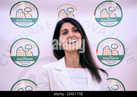 Mauro Scrobogna /LaPresse 26. August 2021 Rom, Italien Politik Kommunalwahlen Rom - Präsentation der Liste Ecodigital Rome Ökologe für Bürgermeister Raggi auf dem Foto: Virginia Raggi bei der Präsentation der Liste, die Virginia Raggi für eine zweite Amtszeit unterstützt Stockfoto