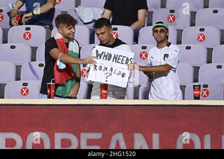 LaPresse - Fabio Ferrari September, 02 2021 Florenz, Italien Sportfußball Italien vs Bulgarien - Qatar WM Qualifiers - Artemio Franchi Stadion von Florenz im Bild: Fans Stockfoto