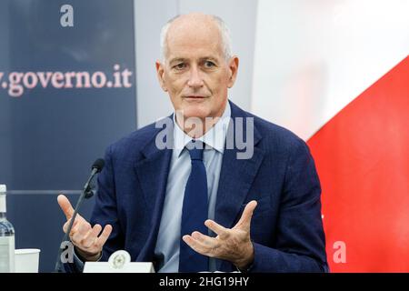 Roberto Monaldo / LaPresse 07-09-2021 Rom (Italien) der Minister für technologische Innovation Vittorio Colao stellt die Strategia Cloud Italia auf dem Bild vor Franco Gabrielli Stockfoto