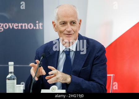 Roberto Monaldo / LaPresse 07-09-2021 Rom (Italien) der Minister für technologische Innovation Vittorio Colao stellt die Strategia Cloud Italia auf dem Bild vor Franco Gabrielli Stockfoto