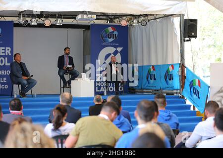 Foto Luigi Rega - LaPresse politica 10-09-2021 Cesenatico Uil Camp 2021 - Wochenende di formazione sindacale - Cesenatico Camping Village - Nella Foto: Pierpaolo Bombardieri - Segretario Generale UIL, Simone Arminio - Vice capocronista il Resto del Carlino, Stefano Bonaccini - Presidente della Regione Emilia-Romagna Foto Luigi Rega - LaPresse News 10-09-2021 Cesenatico Uil Camp 2021 im Bild: Pierpaolo Bombardieri - Simone Arminio - Stefano Bonaccini Stockfoto