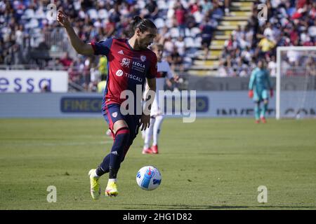 LaPresse/Alessandro Tocco 12. September 2021 Cagliari (Italien) Sport Soccer Cagliari Calcio vs Genua FC League A Tim 2021/2022 "Unipol Domus" Stadion&#xa0; im Bild:MARTIN CACERES 4 (Cagliari Calcio) Stockfoto