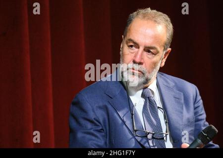 Mauro Scrobogna /LaPresse 18. September 2021 Rom, Italien Politik Kommunalwahlen in Rom - Wahlkampfzentrum Gualtieri links auf dem Foto: Der Direktor von Il Messaggero Massimo Martinelli Stockfoto