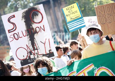 Roberto Monaldo / LaPresse 24-09-2021 Rom (Italien) Freitag für die Zukunft - globaler Klimaschlag im Bild Ein Moment der Demonstration Stockfoto