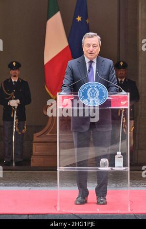 Mauro Scrobogna /LaPresse September 27, 2021&#xa0; Rom, Italien Politik Chigi - Treffen mit den italienischen Volleyball-Nationalmannschaften auf dem Foto: Der Ratsvorsitzende Mario Draghi empfängt den italienischen Volleyball-Nationalmeister Europas Stockfoto