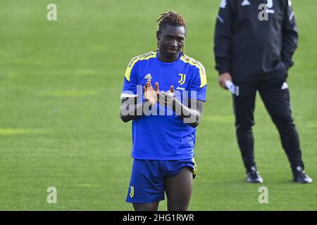 LaPresse - Fabio Ferrari 28. September 2021 Turin, Italien Sportfußball Sitzungstraining des FC Juventus vor dem Spiel Juventus FC gegen Chelsea - UEFA Champions League 2021/2022 - Gruppenphase - Gruppe H - 2/6 - Allianz Stadium. Im Bild:Kean Stockfoto