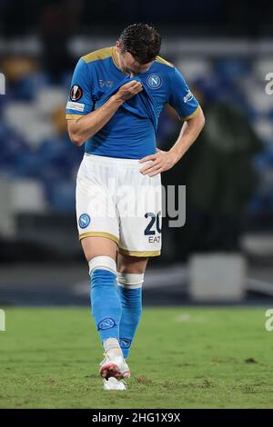 Alessandro Garofalo/LaPresse 30. September 2020 Neapel, Italien Fußballsport Napoli vs Spartak Mosca - Europa League 2021/2022 - Stadion Diego Armando Maradona. Im Bild: Piotr Zielinski (SSC Napoli); Stockfoto