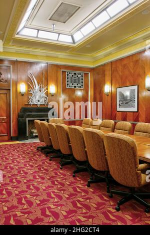 Konferenzraum „Directors Room“. Art déco-Stil. Liberty Tower, Dayton, Ohio, USA. Stockfoto