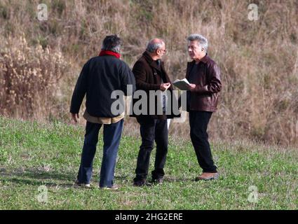 Dustin Hoffman am Set seines neuen Films mit dem Regisseur Gianpiero Solari, Italien. Stockfoto