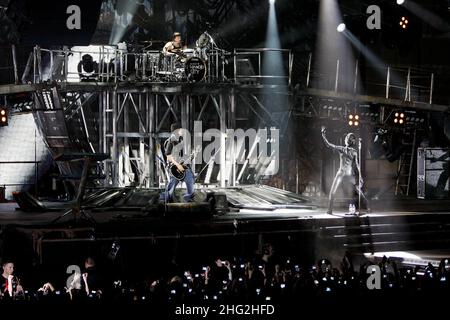 Tokio Hotel treten während der „Welcome to Humanoid City“-Tour, Padova Italien, auf. Stockfoto