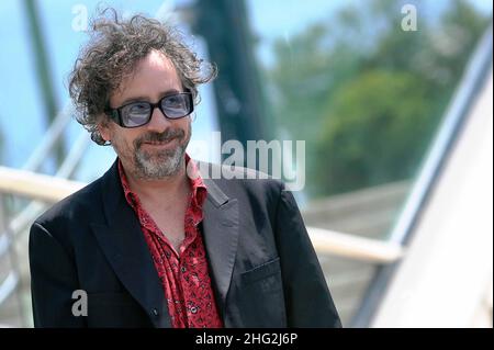 Tim Burton, Direktor und Präsident der Jury, nimmt an der Jury Photocall im Palais des Festivals während der Internationalen Filmfestspiele von Cannes 63rd am 12. Mai 2010 in Cannes, Frankreich, Teil. Stockfoto