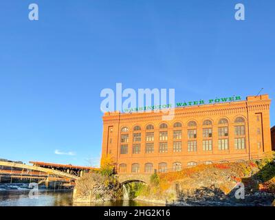 Spokane ist die größte Stadt und der größte Sitz von Spokane County, Washington, USA. Es liegt im Osten von Washington entlang des Spokane River angrenzend Stockfoto