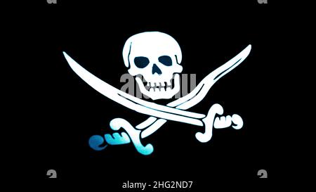 Animation der Piratenflagge aus der Nähe. Jolly Roger ist ein traditioneller englischer Name für Flaggen, die geflogen werden, um ein Piratenschiff zu identifizieren, das angreift. Piratenflagge Langsam Mo Stockfoto