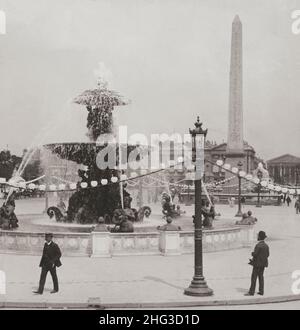 Vintage-Foto vom Place de la Concorde. Brunnen und Obelisk, Paris, Frankreich. 1901 Stockfoto