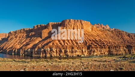 Colorado River bei Paria Riffle, Marble Canyon, Lees Backbone Rocks, Echo Cliffs, Blick von Lees Ferry, Glen Canyon NRA, Arizona, USA Stockfoto