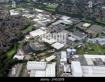 Luftaufnahme mit Blick südwestlich eines Industriegebiets bei Hurdsfield, östlich von Macclesfield, Cheshire Stockfoto