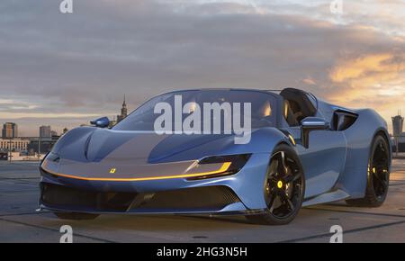 Ferrari SF90 Spider - Anmut, Stil und Kraft Stockfoto