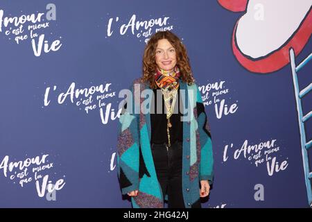 Paris, Frankreich, den 17. januar 2022, Vorschau auf den Film L'Amour c'est mieux que la Vie von Claude Lelouch, Aurélie Saada, François Loock / Alamy Stockfoto