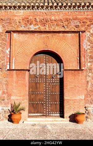 Detailansicht des historischen Klosters Santa Eulalia in Murcia Stockfoto