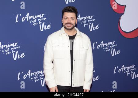 Paris, Frankreich, den 17. januar 2022, Vorschau auf den Film L'Amour c'est mieux que la Vie von Claude Lelouch, Kev Adams. François Loock/Alamy Stockfoto