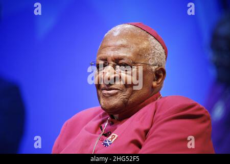 Desmond Tutu bei Hay-on-Wye am 28th. Mai 2009. Desmond Tutu war ein südafrikanischer anglikanischer Bischof und Theologe, bekannt für seine Arbeit als Anti-Apartman Stockfoto