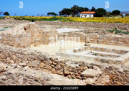 Blick auf die Ruinen im Archäologischen Park von Paphos auf der Insel Zypern, Mittelmeerküste, Republik Zypern Stockfoto