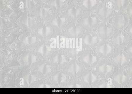 Kunststoff transluzente Luftverpackung, Kunststoff transluzente Verpackung mit Luftkissen. Aufblasbarer Airbag auf weißem Hintergrund isoliert. Stockfoto