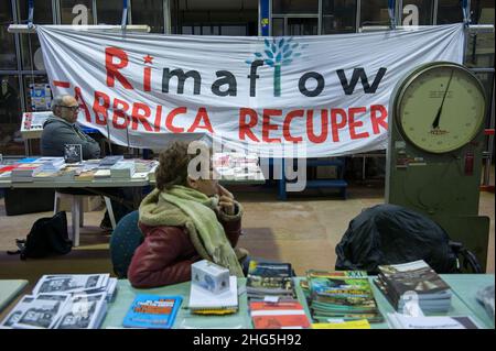 Gemenos, Bocche del Rodano, (Marsiglia), Frankreich 31/01/2014: Erstes europäisches Treffen in der besetzten Fabrik in Fralib. © Andrea Sabbadini Stockfoto