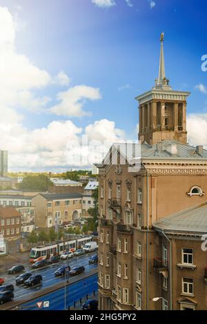 Das einzige Gebäude mit sowjetischen Symbolen in Tallinn. Stockfoto