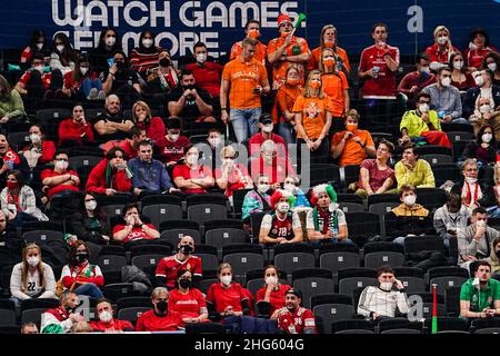 BUDAPEST, UNGARN - 18. JANUAR: Fanfans beim EHF Euro 2022-Spiel der Herren zwischen den Niederlanden und Portugal am 18. Januar 2022 im MVM Dome in Budapest, Ungarn (Foto: Henk Seppen/Orange Picles) Stockfoto