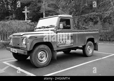 Januar 2022 - 20 Jahre altes Land Rover Arbeitstier in Cheddar, Somerset, England, Großbritannien. Stockfoto