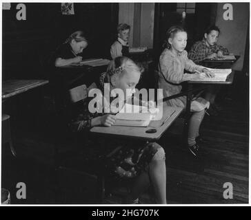 Shelby County, Iowa. Die allgemeine Haltung in dieser Gemeinschaft über Bildung ist, dass jedes Kind shou . . . Stockfoto