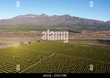 Orangenplantagen und Farmen im Santa Clara Valley in Ventura County, Kalifornien aus der Luft Stockfoto