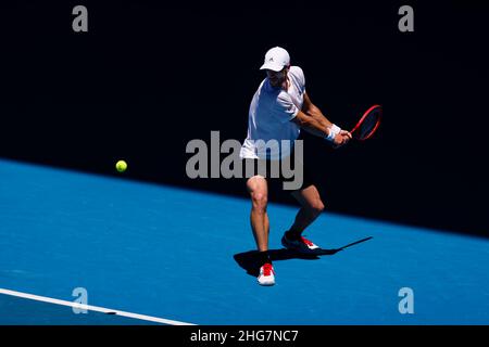 Melbourne, Australien. 19th Januar 2022. Tennis: Grand Slam - Australian Open, Herren-Singles, 2nd Runden, Nadal (Spanien) - Hanfmann (Deutschland): Yannick Hanfmann in Aktion. Quelle: Frank Molter/dpa/Alamy Live News Stockfoto