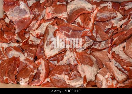 Verschiedene Arten von Zutaten und Würstchen von Hand hergestellt. Stockfoto