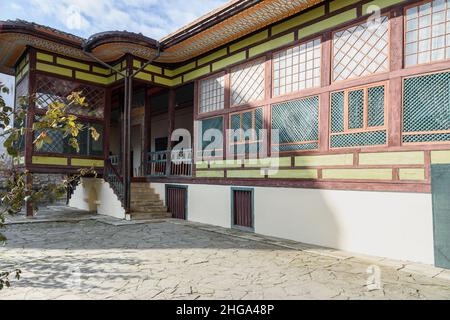 Bakhtschissarai, Krim - 14. März 2021: Haremgebäude des Chan-Palastes in Bakhtschysarai Stockfoto